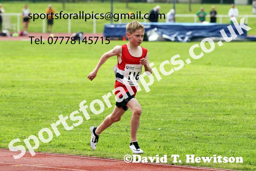 Mens and Boys 800 metres, 2021 North Eastern Track and Field Champs., Middesbrough. Photo: David T. Hewitson/Sports for All Pics